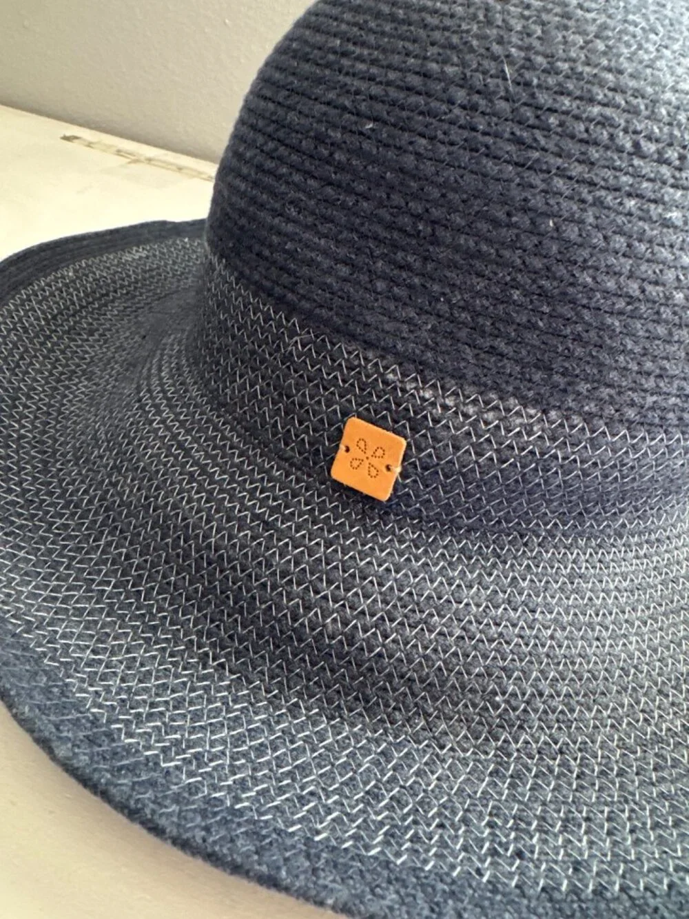 Caslon Women Sun Hat Navy Blue Wide-Brim Modern Beachy Cruise Resort Lightweight - Picture 2 of 9